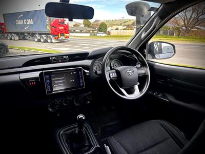2016 Toyota Hilux - Thumbnail