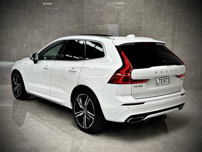 2018 Volvo XC60 - Thumbnail