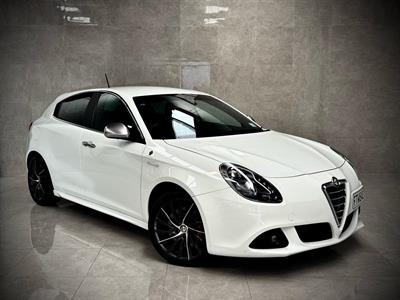2011 Alfa Romeo Giulietta - Thumbnail
