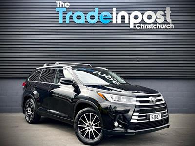 2017 Toyota Highlander - Thumbnail