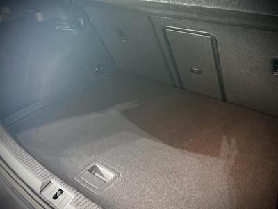 2017 Volkswagen Golf - Thumbnail