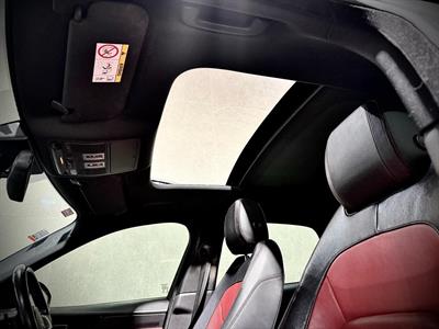 2018 Jaguar F-Pace - Thumbnail