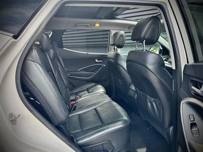2014 Hyundai Santa Fe - Thumbnail