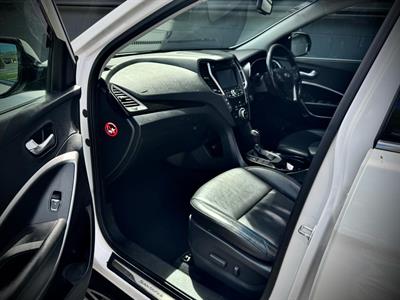 2014 Hyundai Santa Fe - Thumbnail
