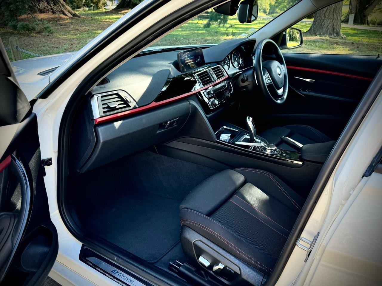 2017 BMW 330E