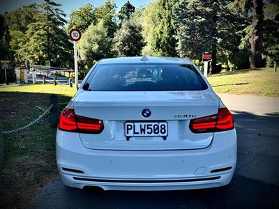 2017 BMW 330E - Thumbnail
