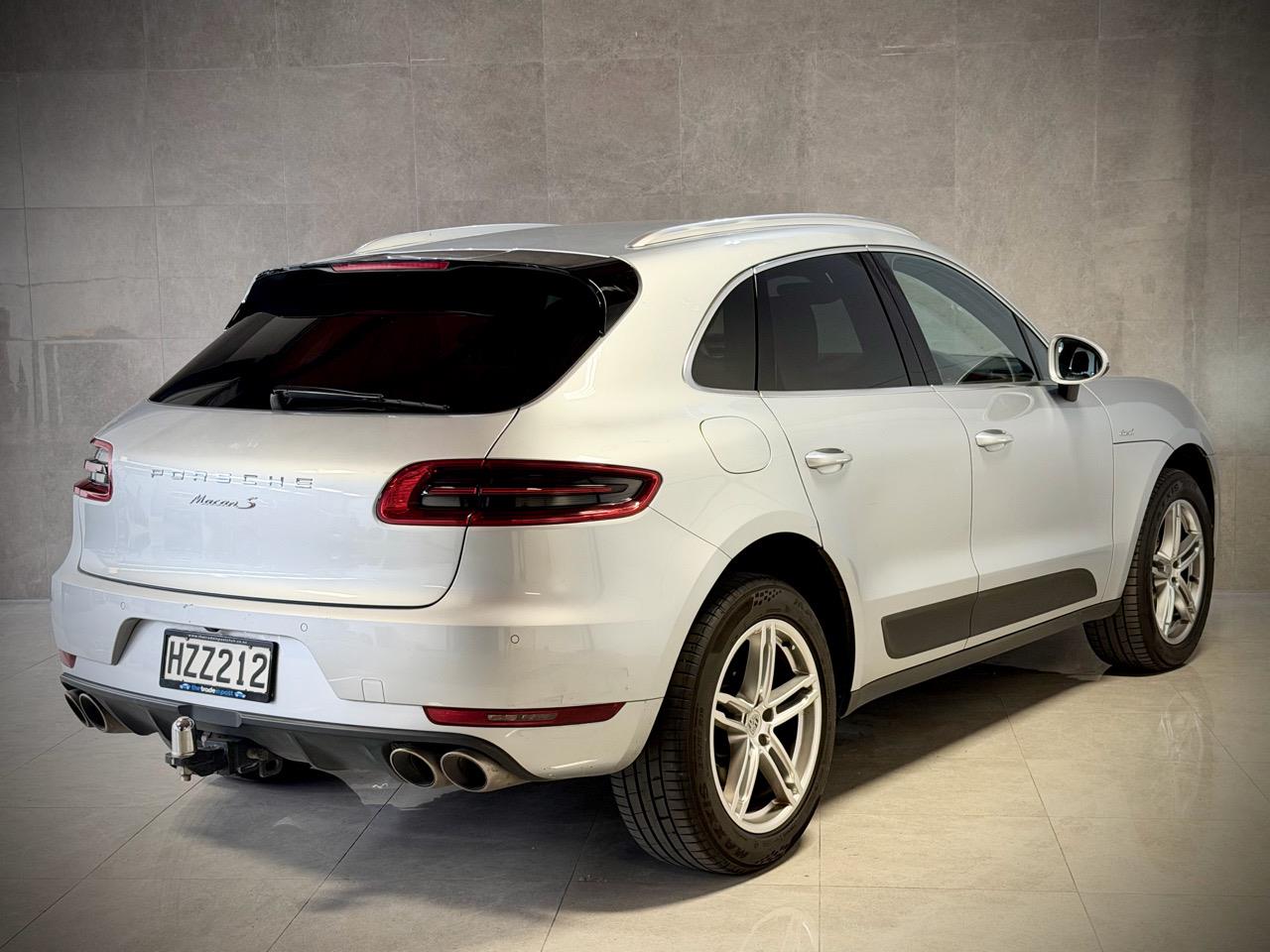 2015 Porsche Macan