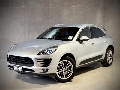 2015 Porsche Macan - Thumbnail