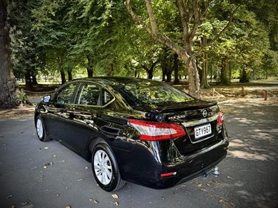 2013 Nissan Pulsar - Thumbnail