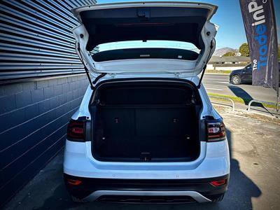 2020 Volkswagen T-Cross - Thumbnail