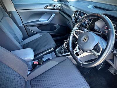 2020 Volkswagen T-Cross - Thumbnail