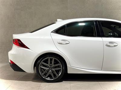 2019 Lexus Is350 - Thumbnail
