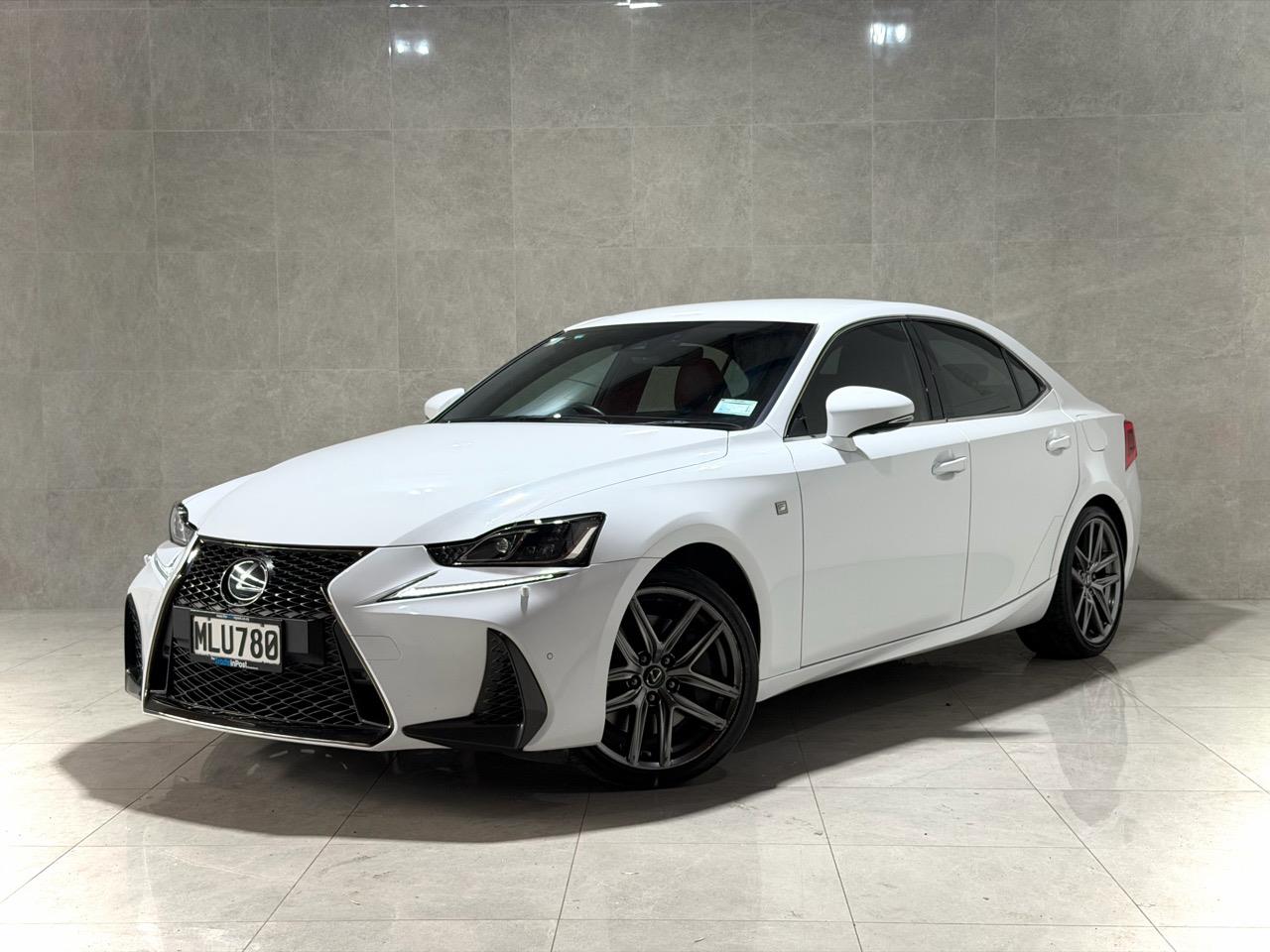 2019 Lexus Is350