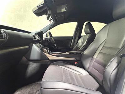 2019 Lexus Is350 - Thumbnail