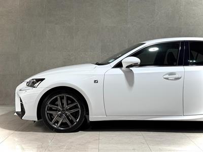2019 Lexus Is350 - Thumbnail