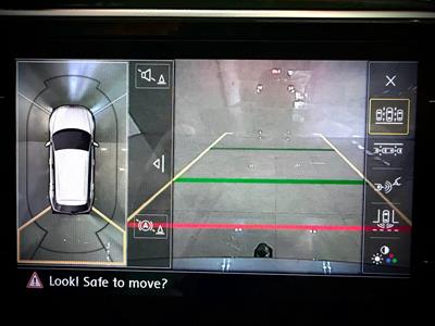 2018 Volkswagen Tiguan - Thumbnail