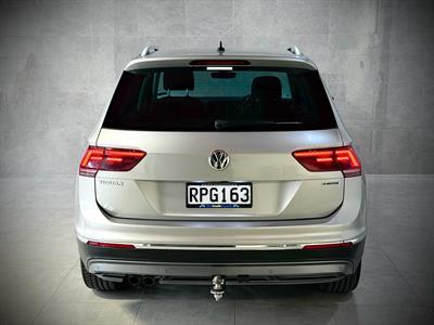 2018 Volkswagen Tiguan - Thumbnail
