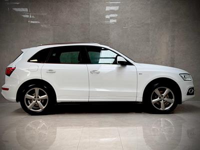 2015 Audi Q5 - Thumbnail