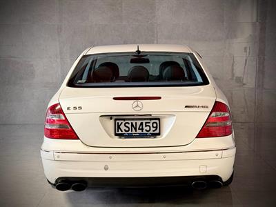 2006 Mercedes-Benz E 55 - Thumbnail