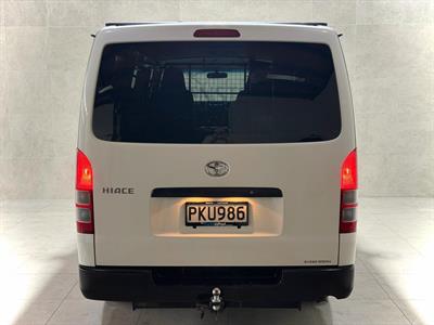 2020 Toyota Hiace - Thumbnail