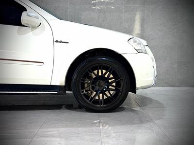 2010 Mercedes-Benz ML 63 - Thumbnail