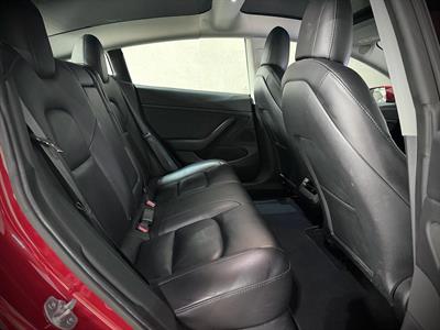 2021 Tesla Model 3 - Thumbnail