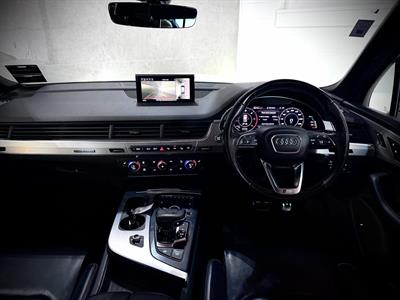 2017 Audi Q7 - Thumbnail