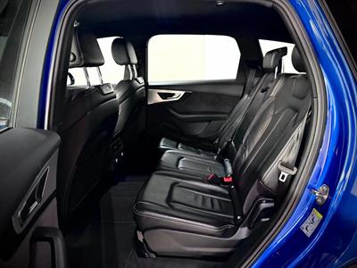 2017 Audi Q7 - Thumbnail