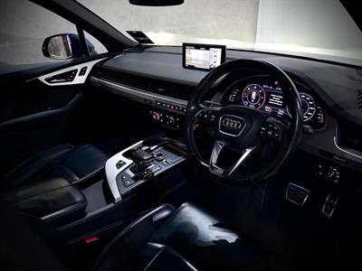2017 Audi Q7 - Thumbnail