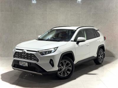 2022 Toyota Rav4 - Thumbnail