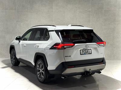 2022 Toyota Rav4 - Thumbnail
