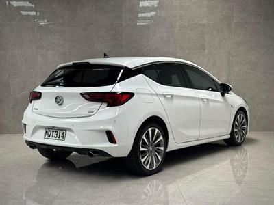 2018 Holden Astra - Thumbnail