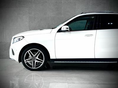 2016 Mercedes-Benz GLE 350d - Thumbnail