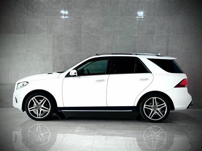 2016 Mercedes-Benz GLE 350d - Thumbnail