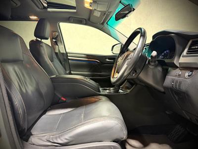 2015 Toyota Highlander - Thumbnail
