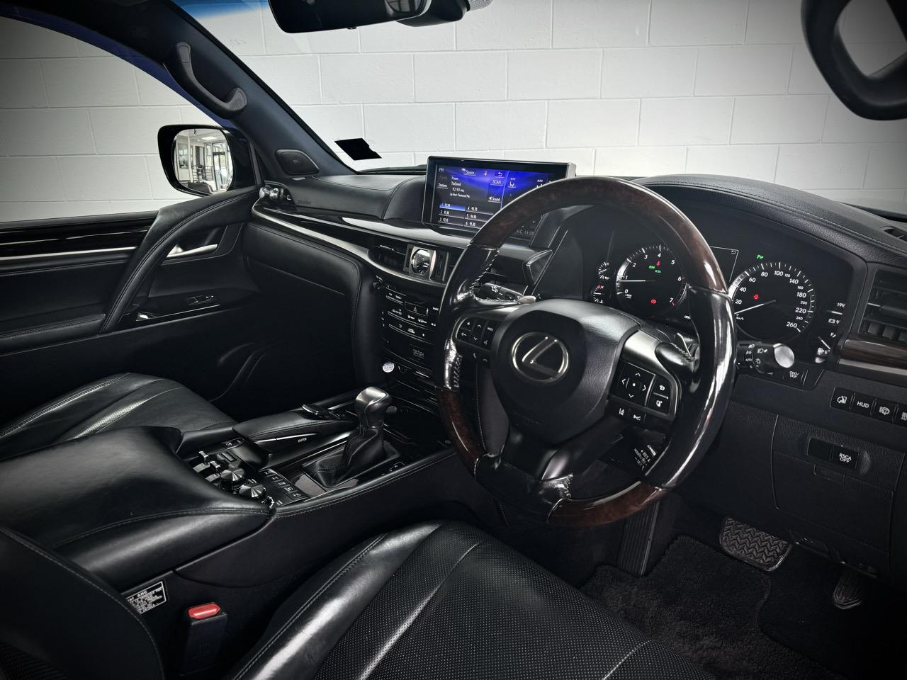 2015 Lexus LX 570