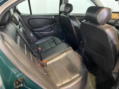 2001 Jaguar X-Type - Thumbnail