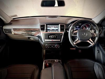 2013 Mercedes-Benz ML 63 - Thumbnail