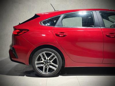 2021 Kia Cerato - Thumbnail
