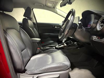 2021 Kia Cerato - Thumbnail