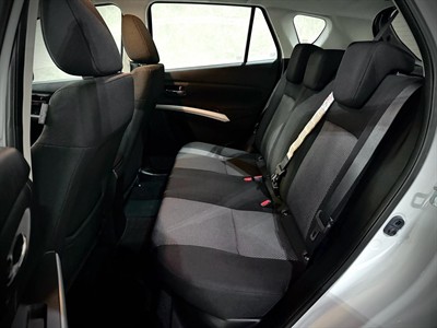 2016 Suzuki S-Cross - Thumbnail