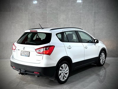 2016 Suzuki S-Cross - Thumbnail