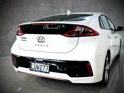 2018 Hyundai Ioniq - Thumbnail
