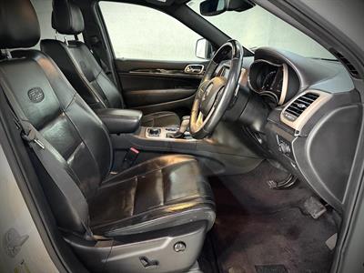 2018 Jeep Grand Cherokee - Thumbnail