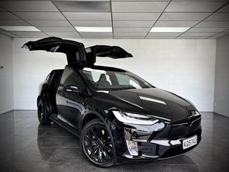 2017 Tesla Model X - Thumbnail