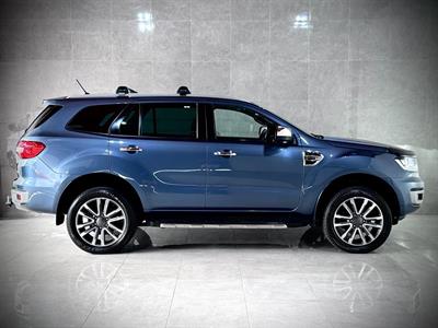 2019 Ford Everest - Thumbnail