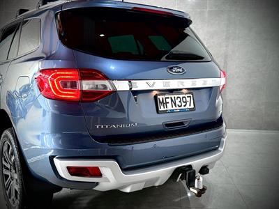 2019 Ford Everest - Thumbnail