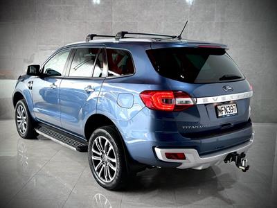 2019 Ford Everest - Thumbnail