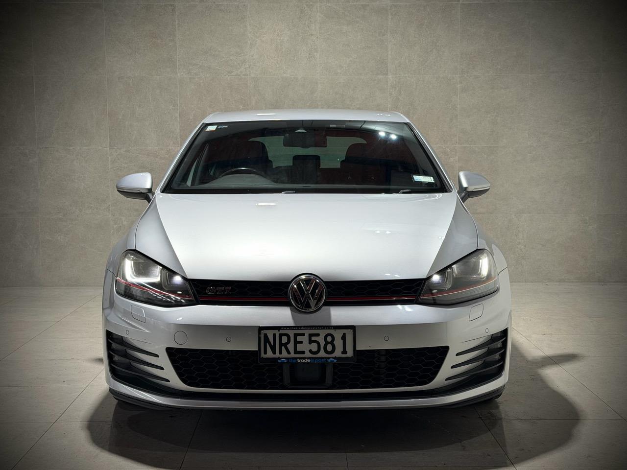 2016 Volkswagen Golf