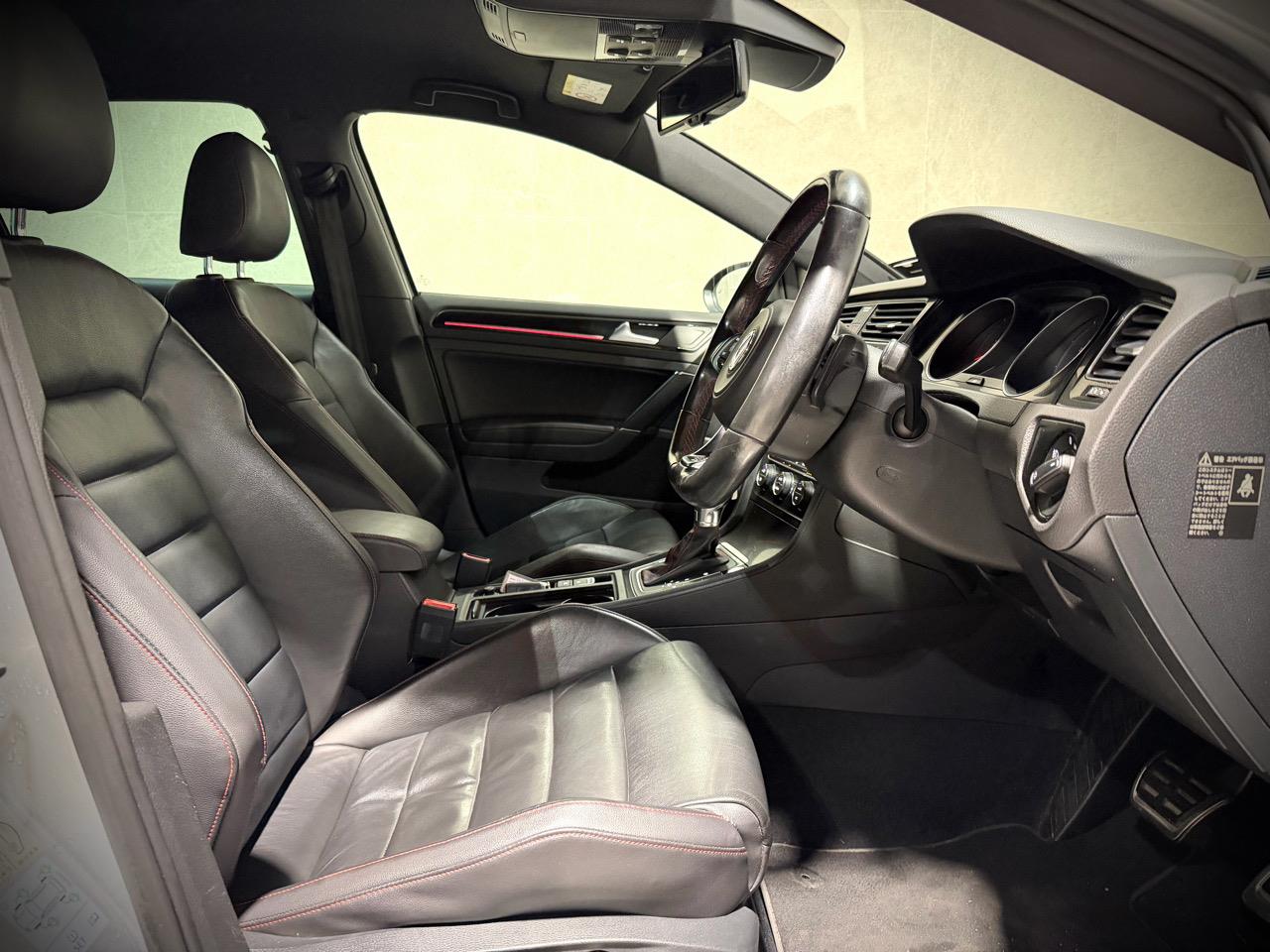 2016 Volkswagen Golf